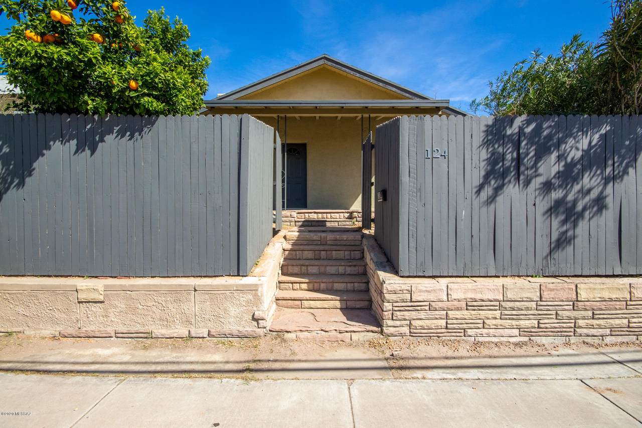 124 Euclid Avenue - Photo 1