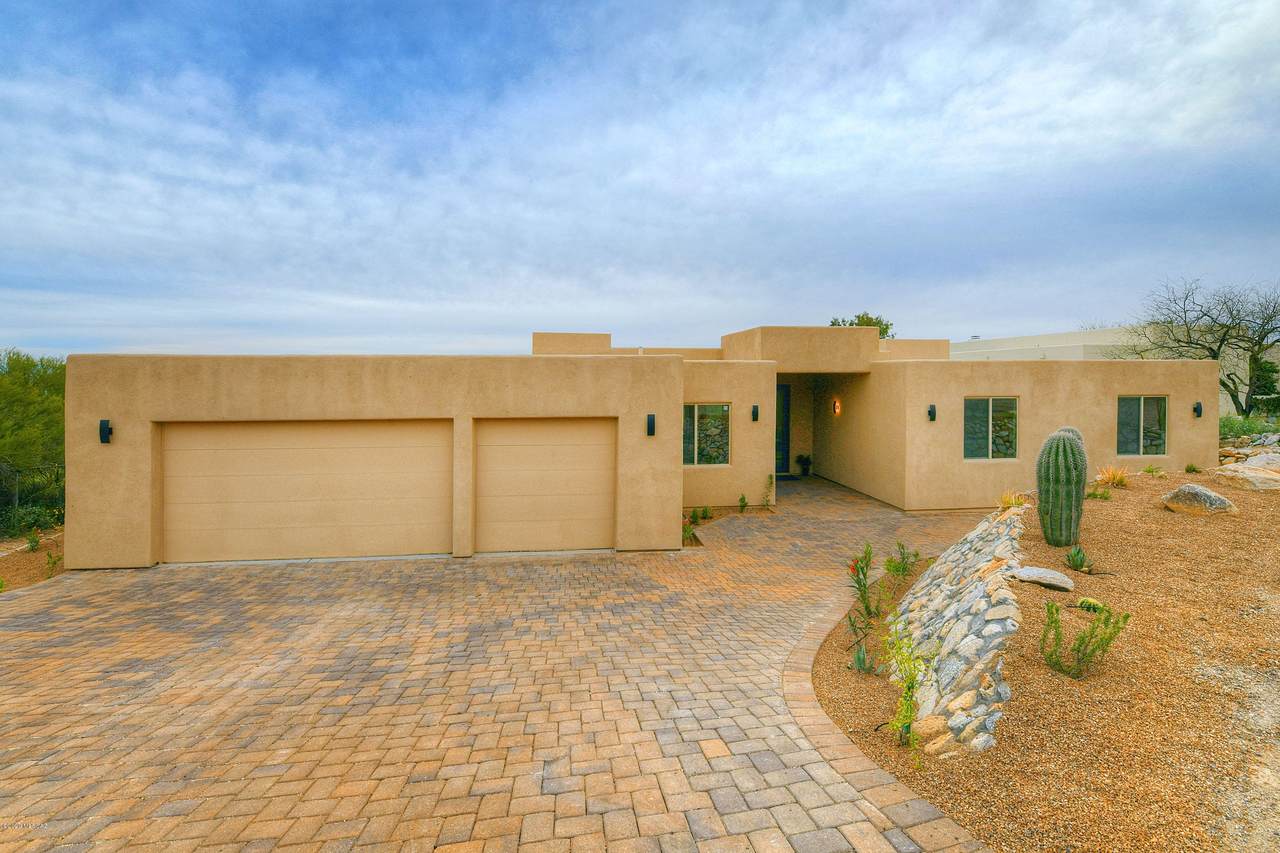 5307 Sundown Drive - Photo 1