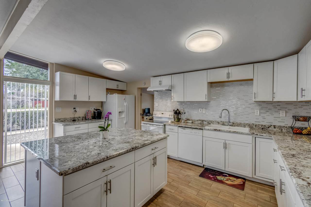 7115 Flamenco Drive - Photo 1