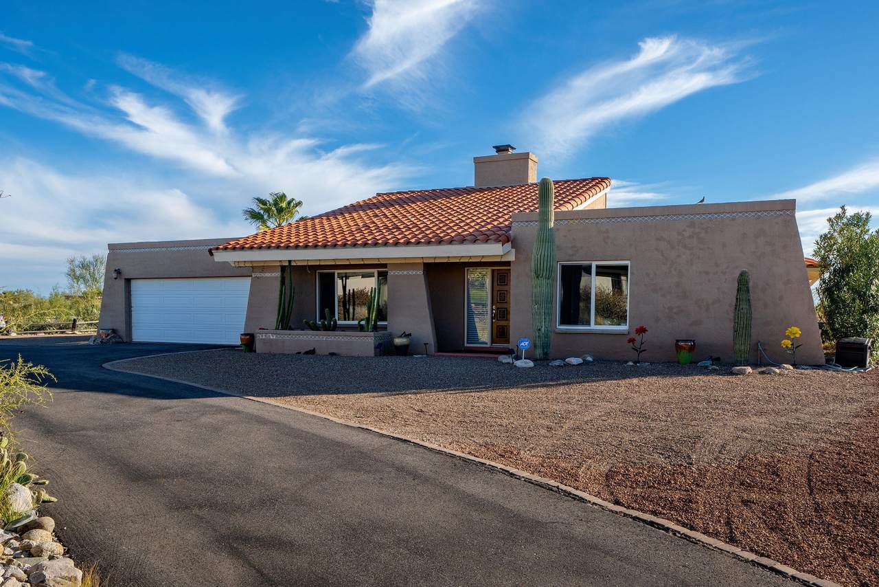 4600 Ave Del Cazador - Photo 1