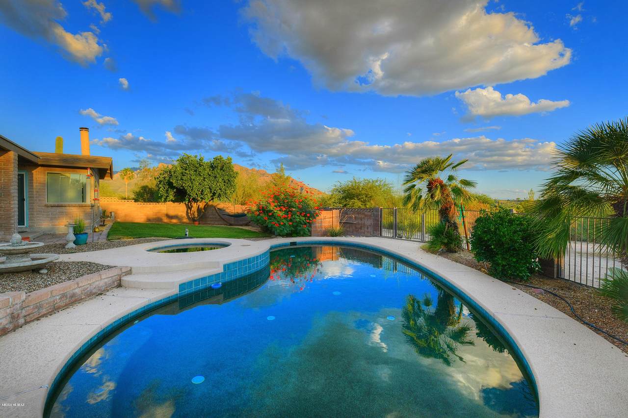 1701 Placita Arana - Photo 1