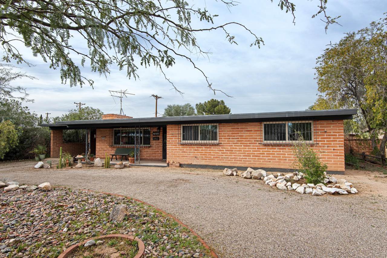 5211 3rd Street - Photo 1