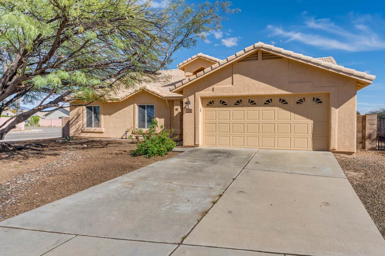 8051 Old Canyon Avenue - Photo 1