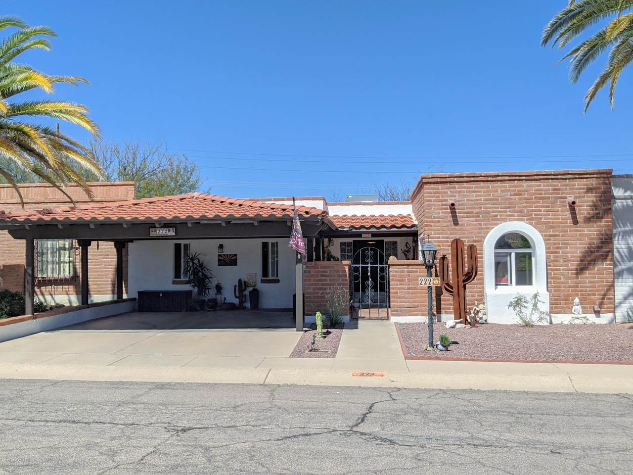 222 Los Robles - Photo 1