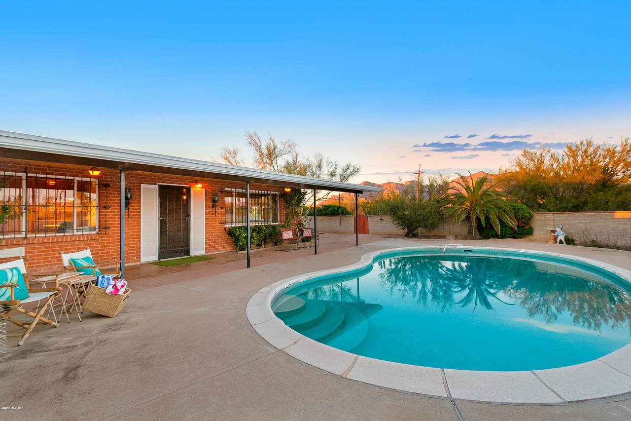 1251 Las Lomitas Road - Photo 1
