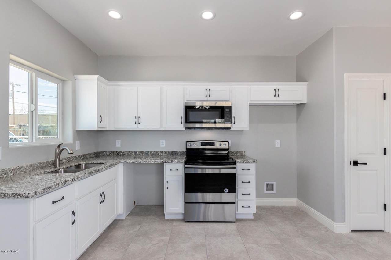 321 42nd Street - Photo 1 321 42nd Street - Photo 1