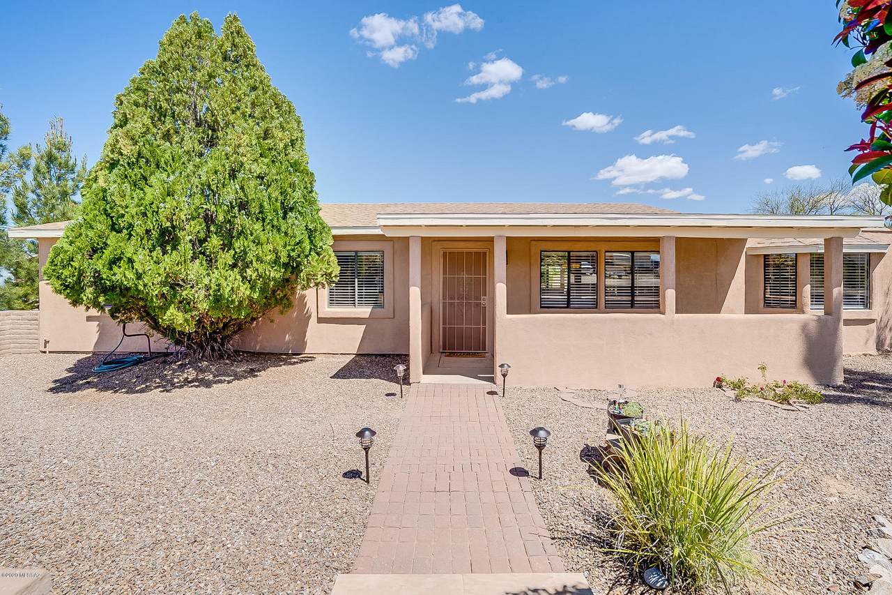 2401 Wentworth Way - Photo 1 2401 Wentworth Way - Photo 1