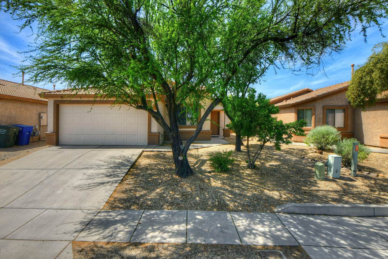 8492 Sarnoff Ridge Loop - Photo 1 8492 Sarnoff Ridge Loop - Photo 1