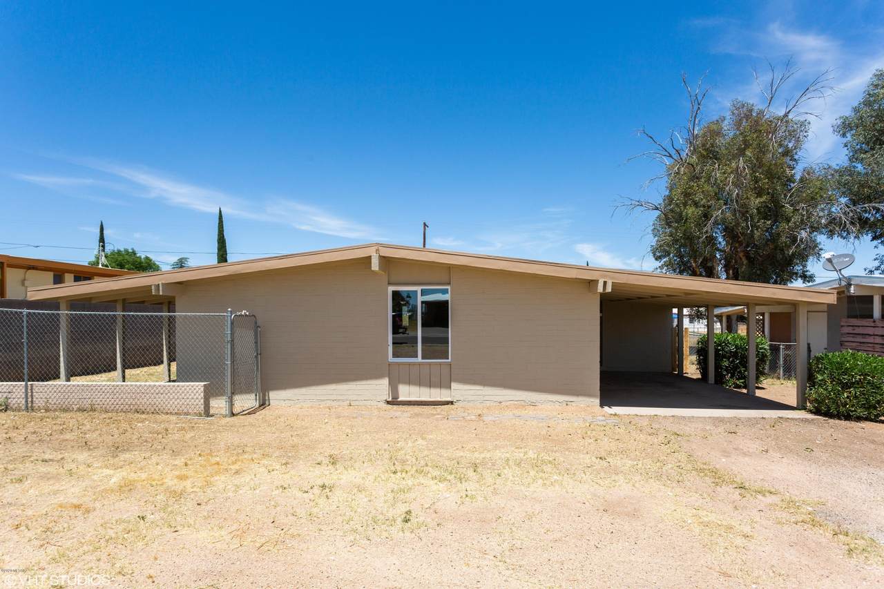 618 5th Avenue - Photo 1