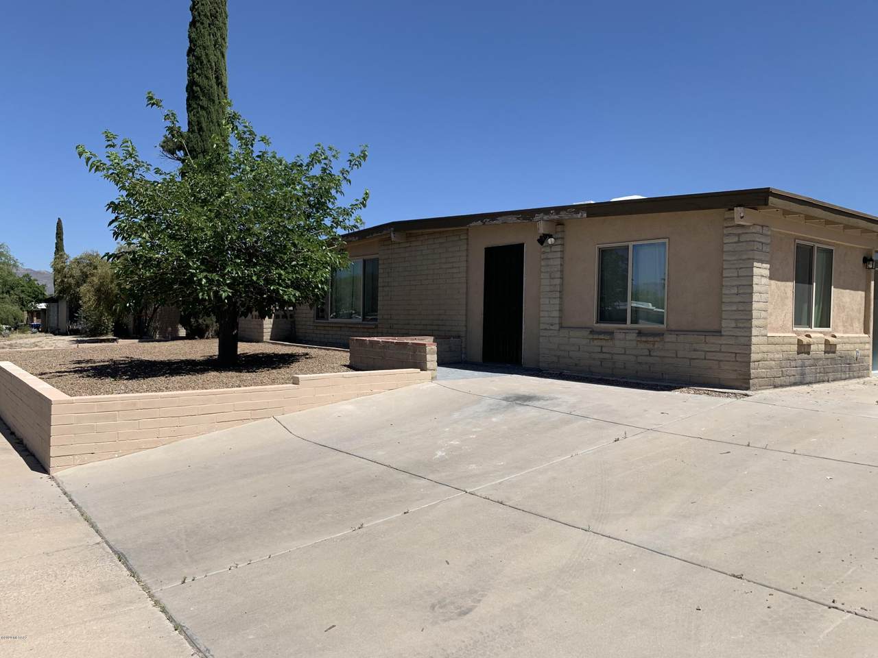 8184 Nicaragua Drive - Photo 1