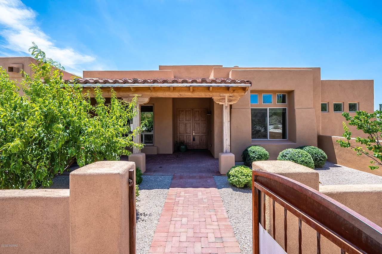 2340 Calle Lustre - Photo 1