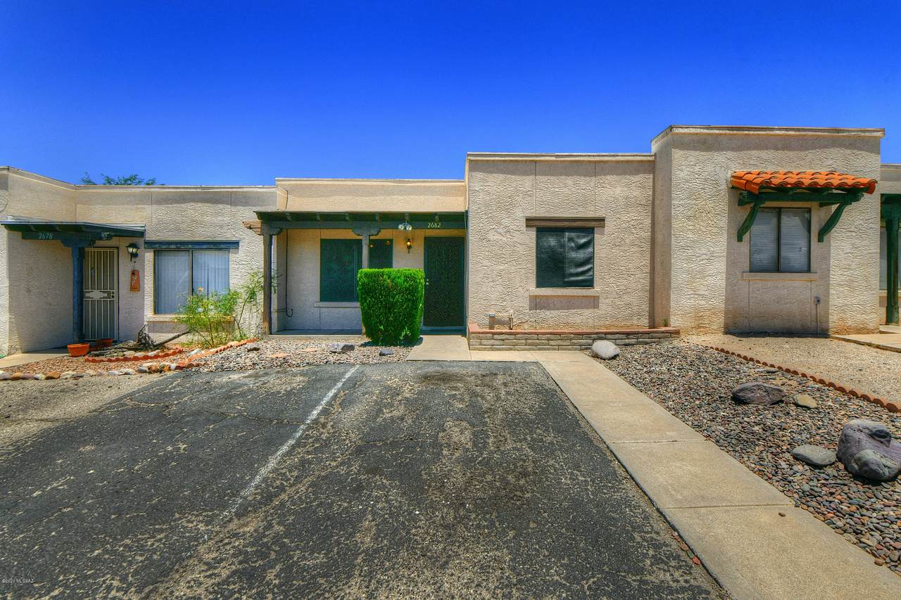 2682 Oakenshield Way - Photo 1