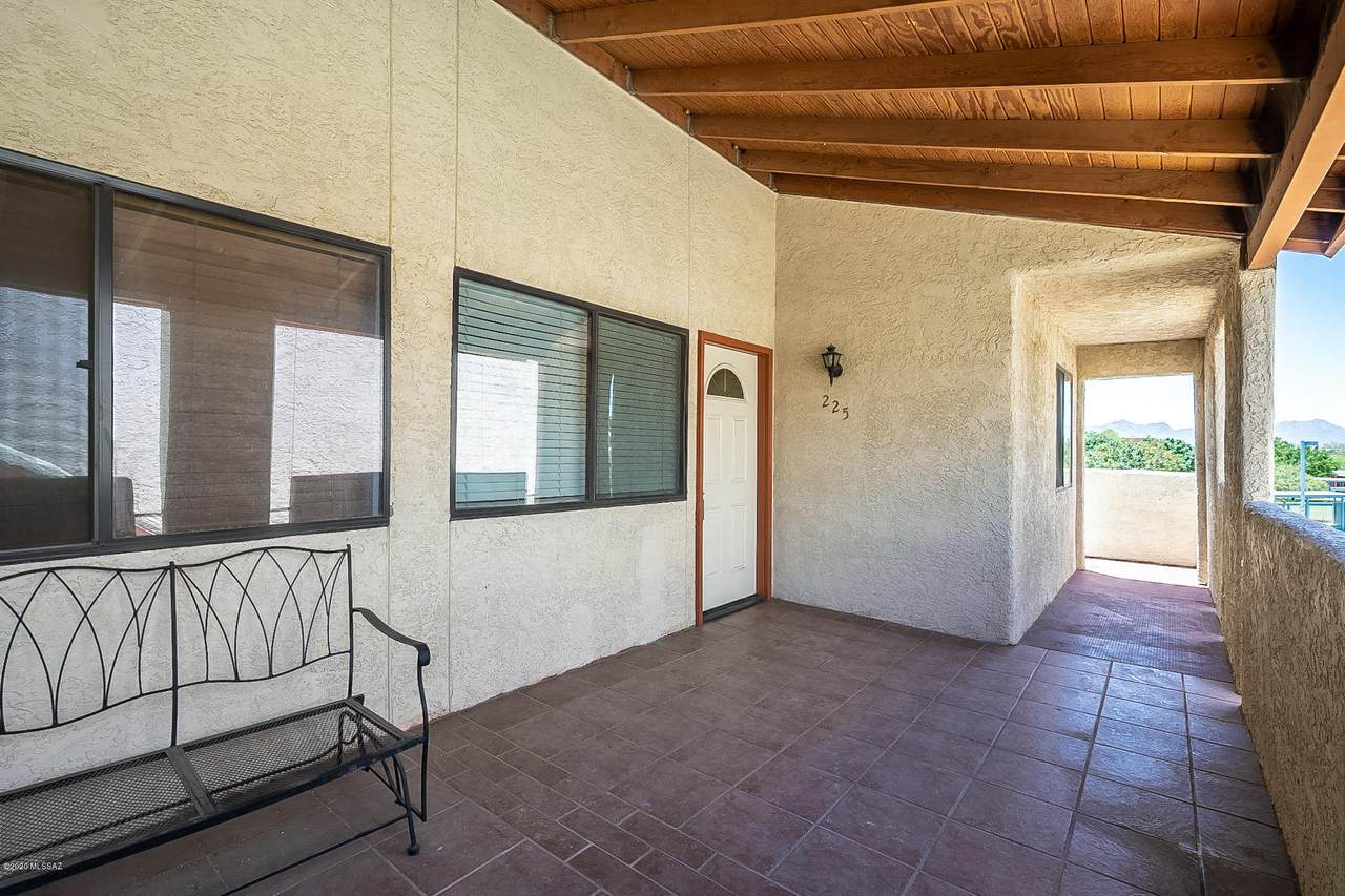 455 Kelso Street - Photo 1