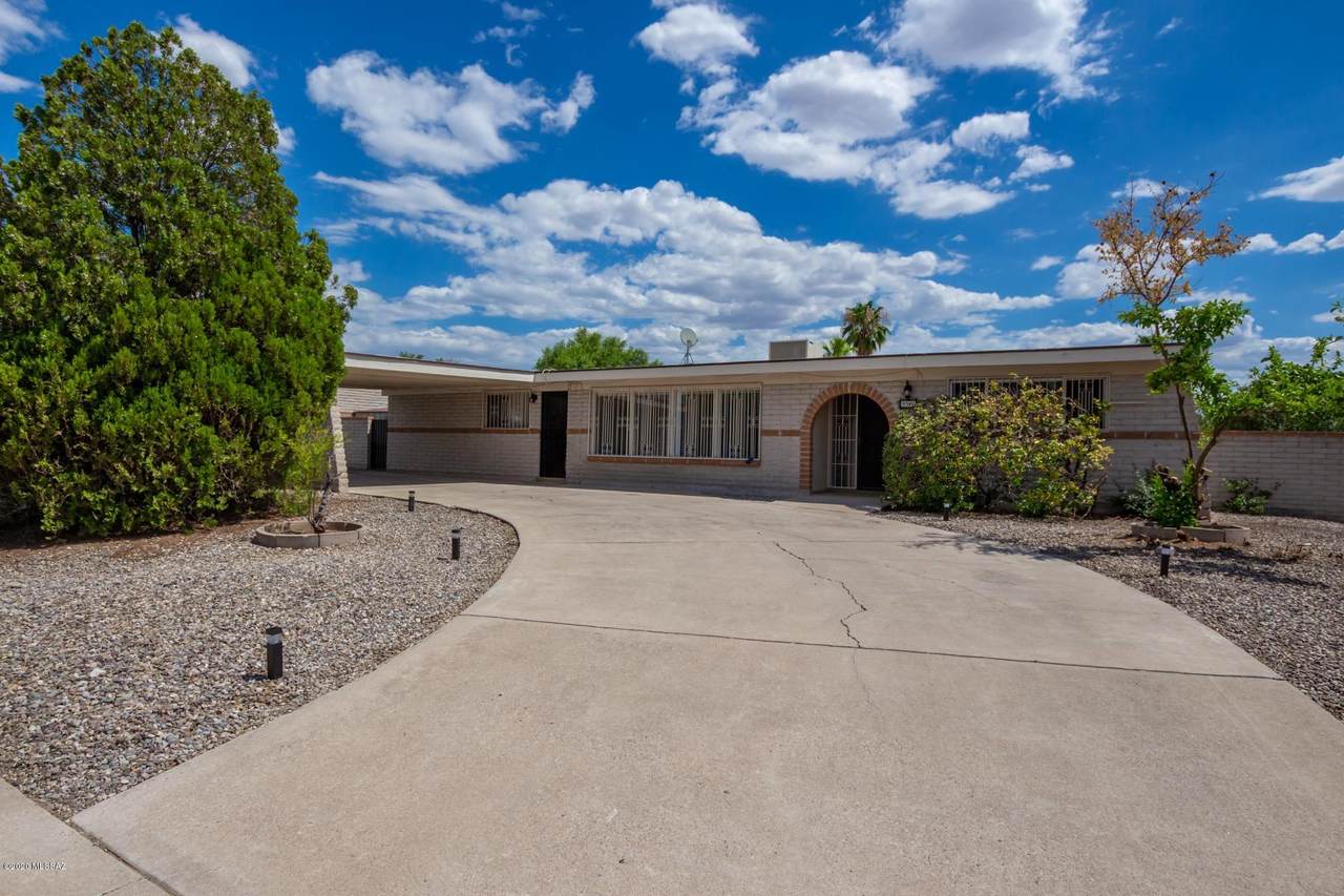 9340 Lurlene Drive - Photo 1
