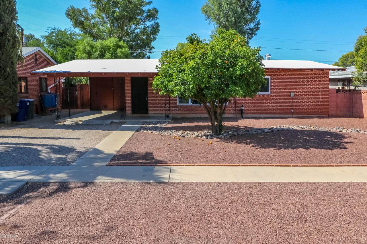 5726 2nd Street - Photo 1