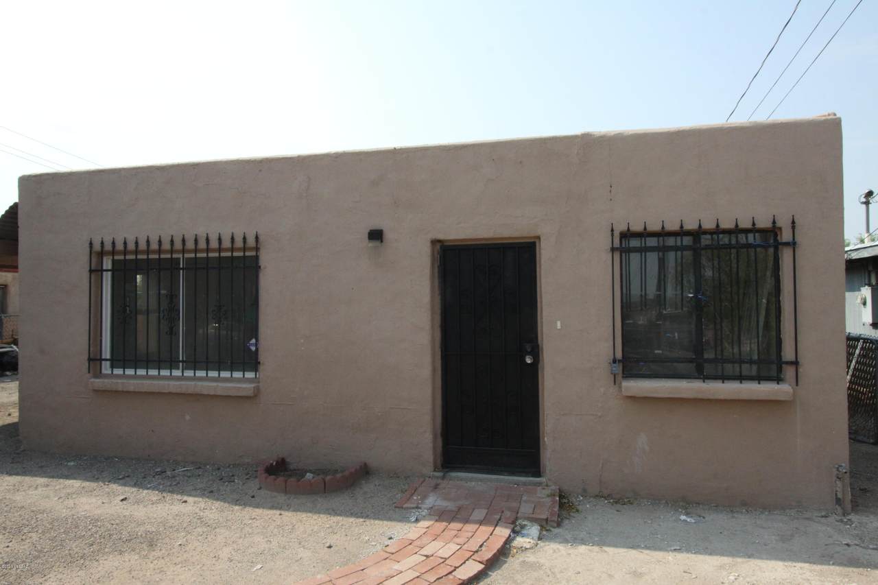 713 Calle Sierra - Photo 1