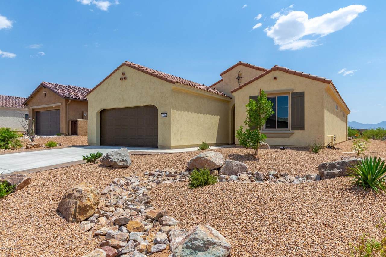 2564 Josephine View Drive - Photo 1
