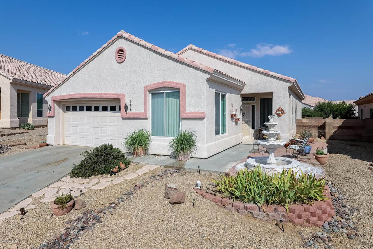 320 Sunrise Vista Drive - Photo 1