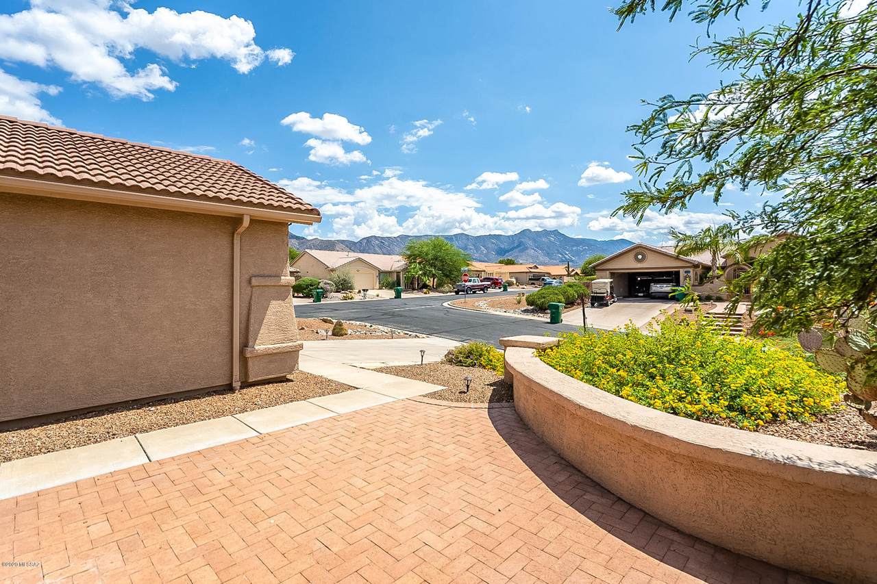 65872 Desert Sands Drive - Photo 1
