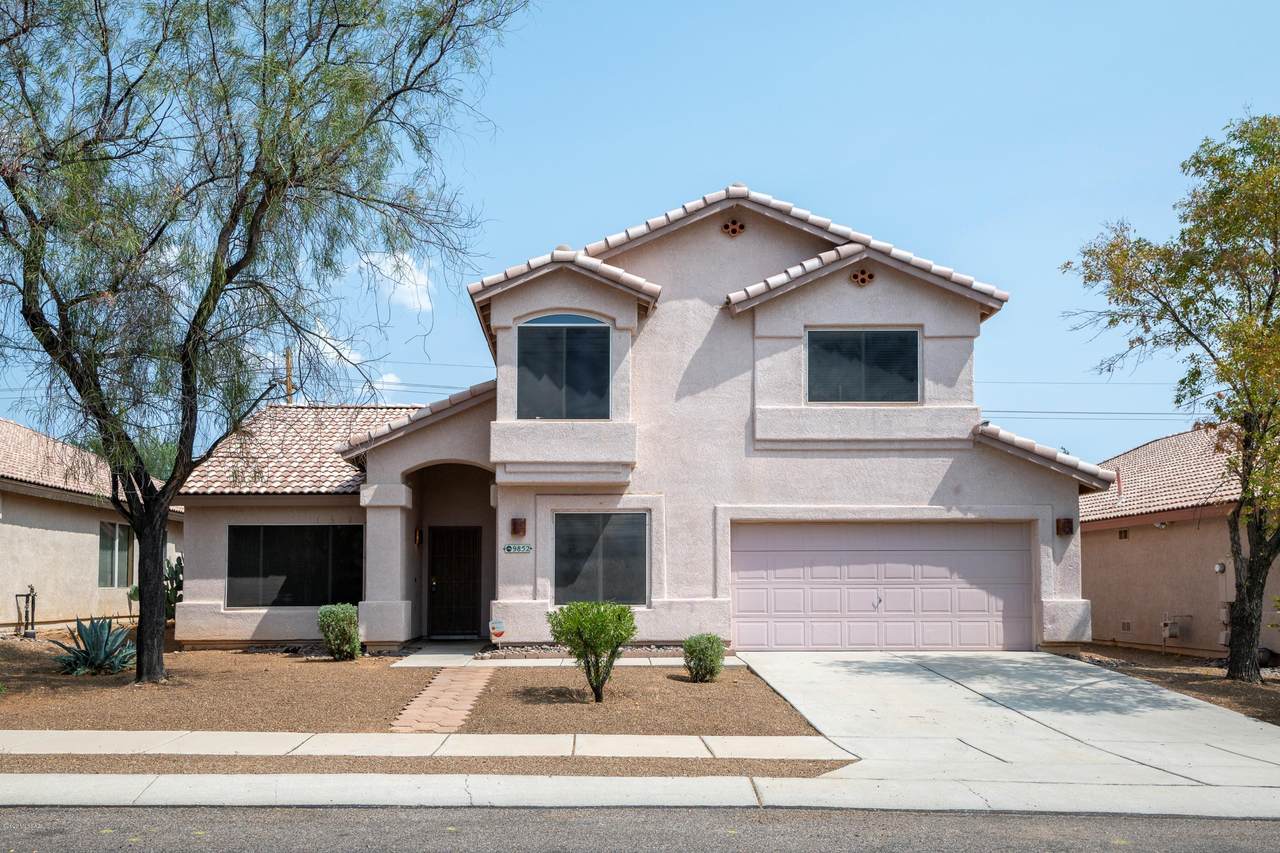 9852 Pegasus Avenue - Photo 1
