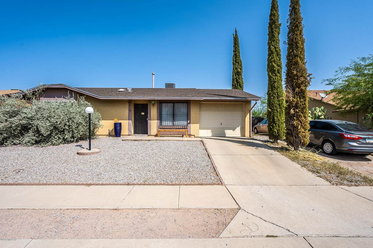 3216 Avenida Obregon - Photo 1