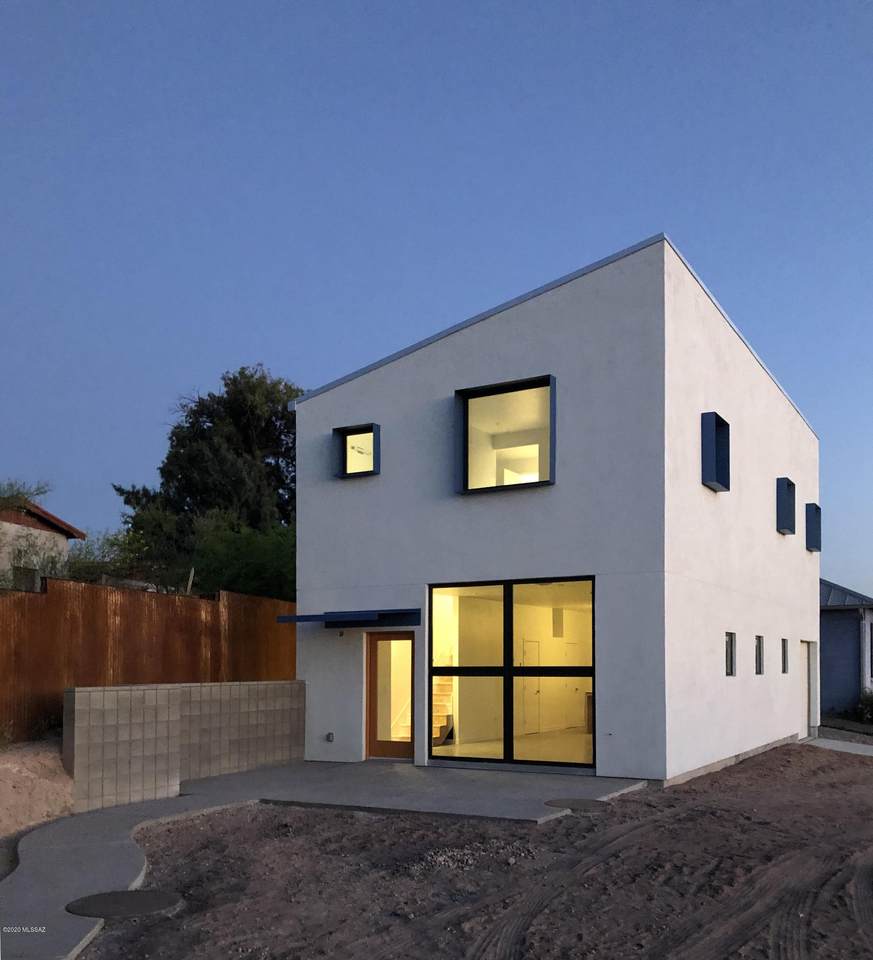 485 18th Street - Photo 1