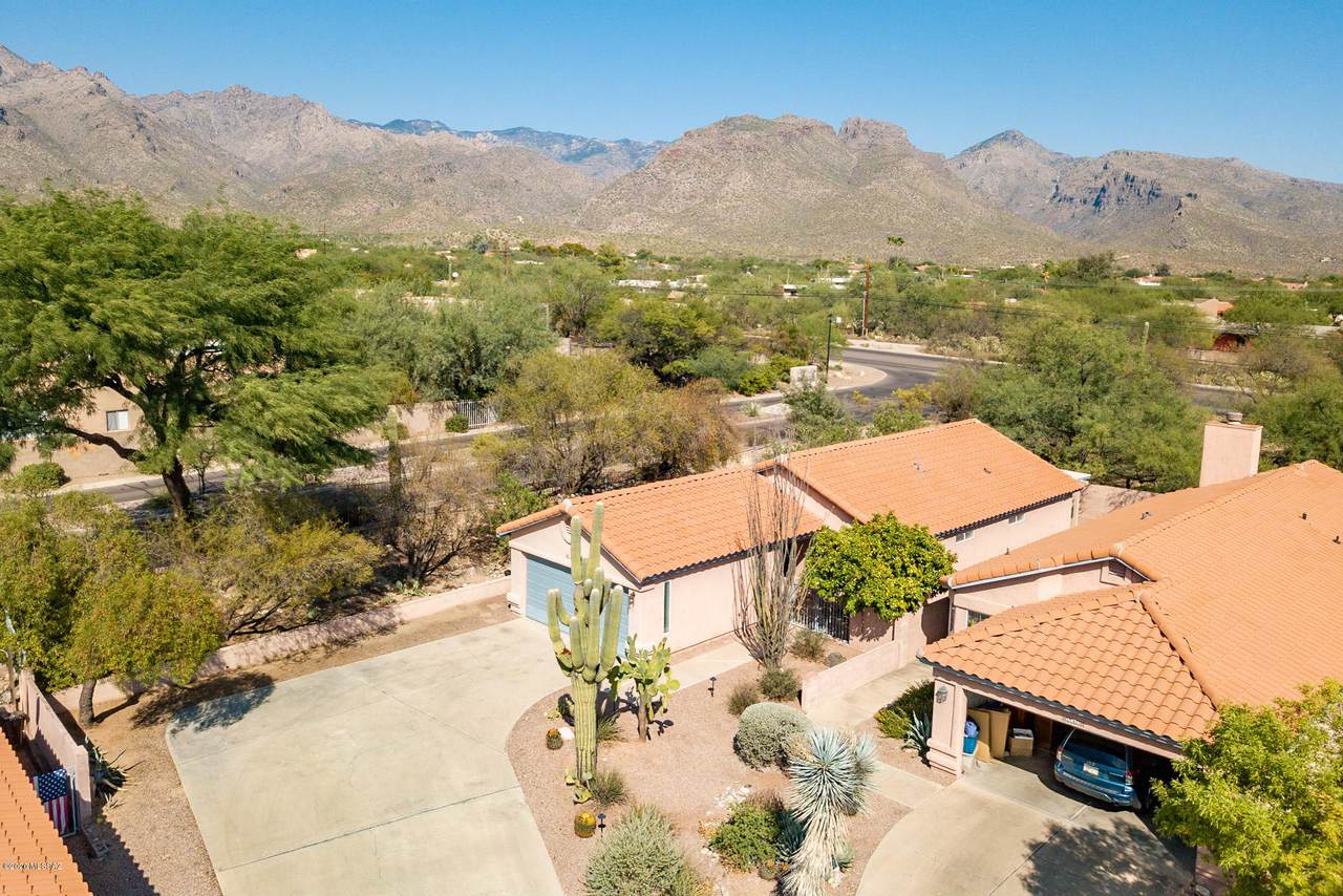 5278 Canyon Way - Photo 1