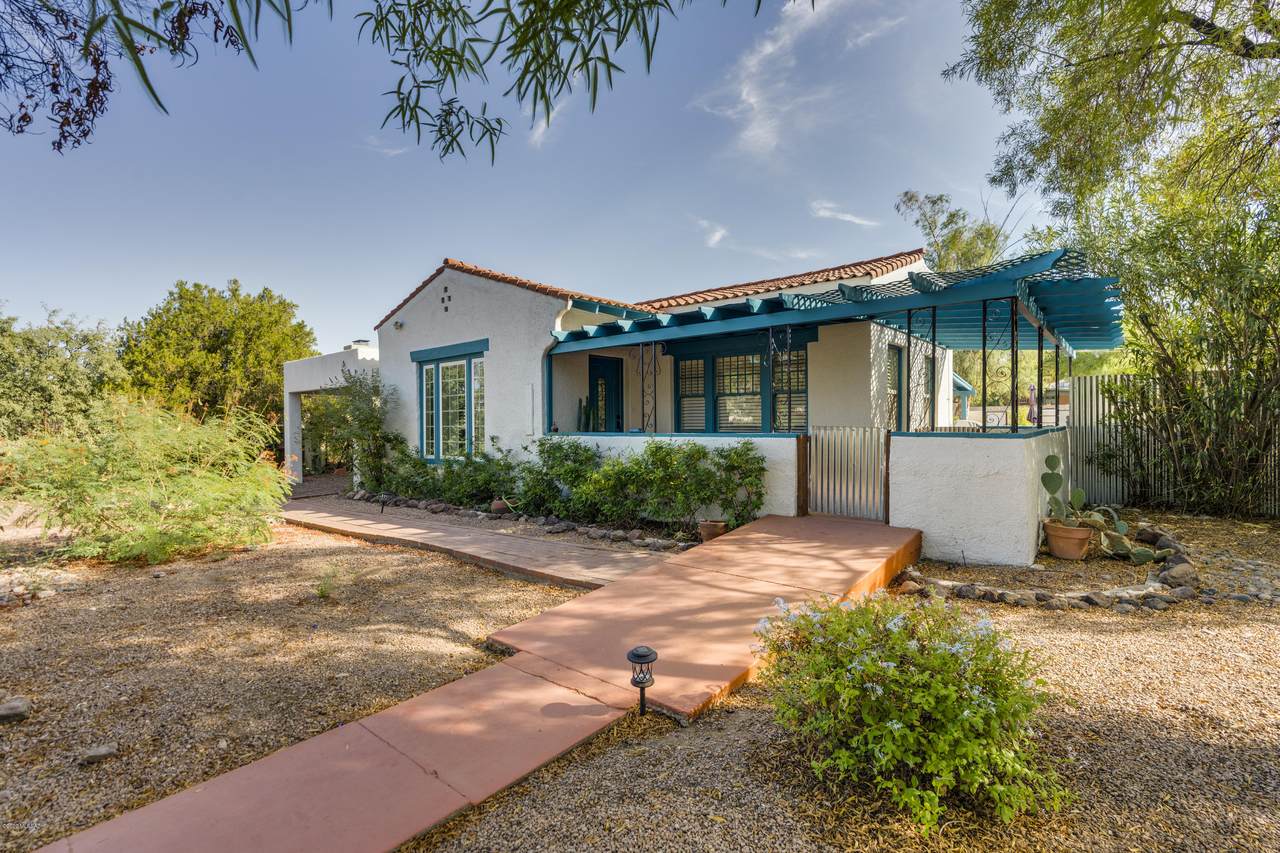 1632 Hampton Street - Photo 1
