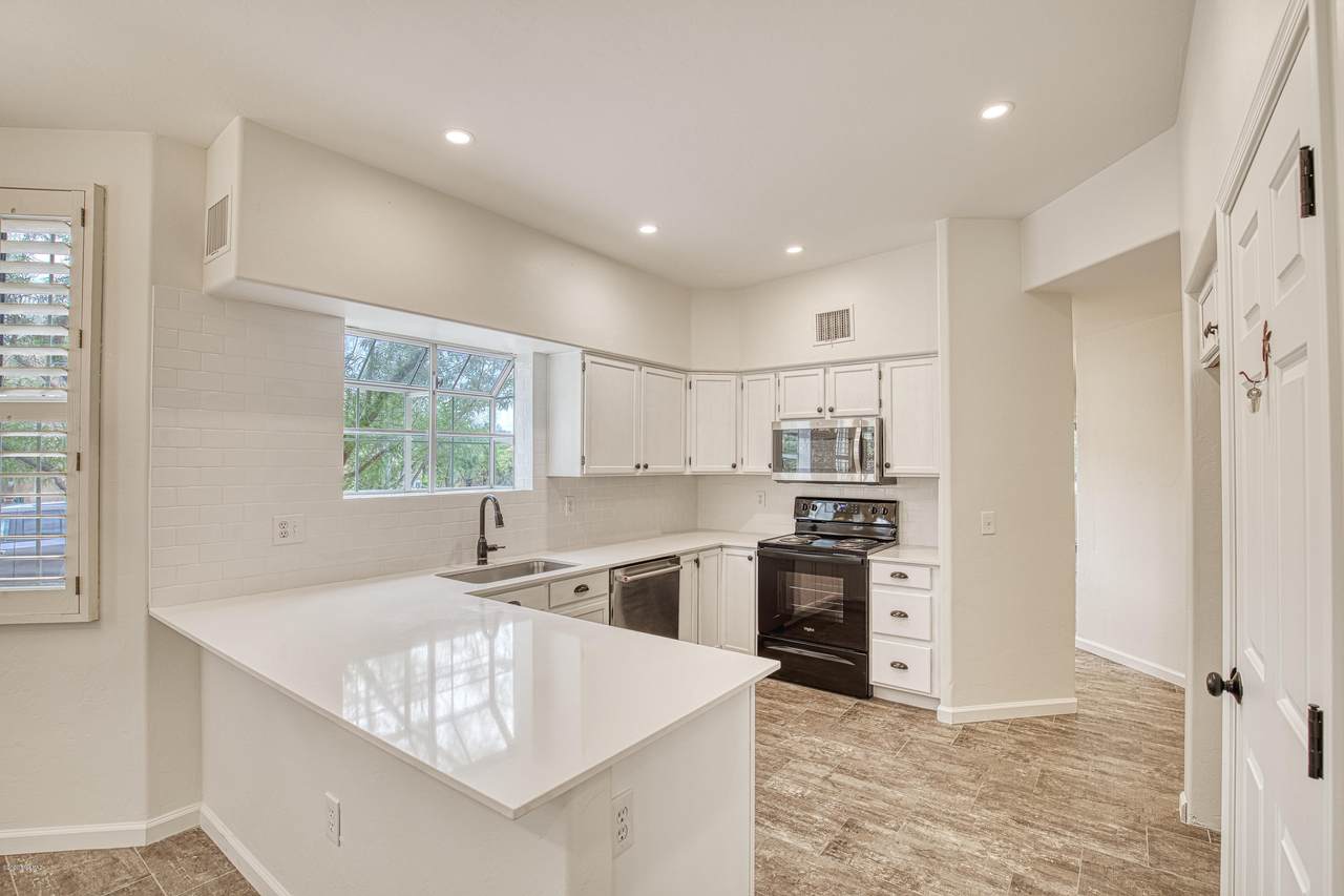 10620 Northern Crest Drive - Photo 1