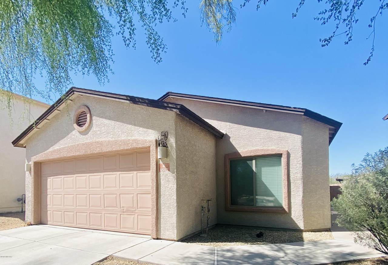 6542 Giuliani Avenue - Photo 1