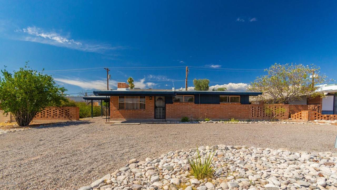 6941 Bonnie Brae Drive - Photo 1
