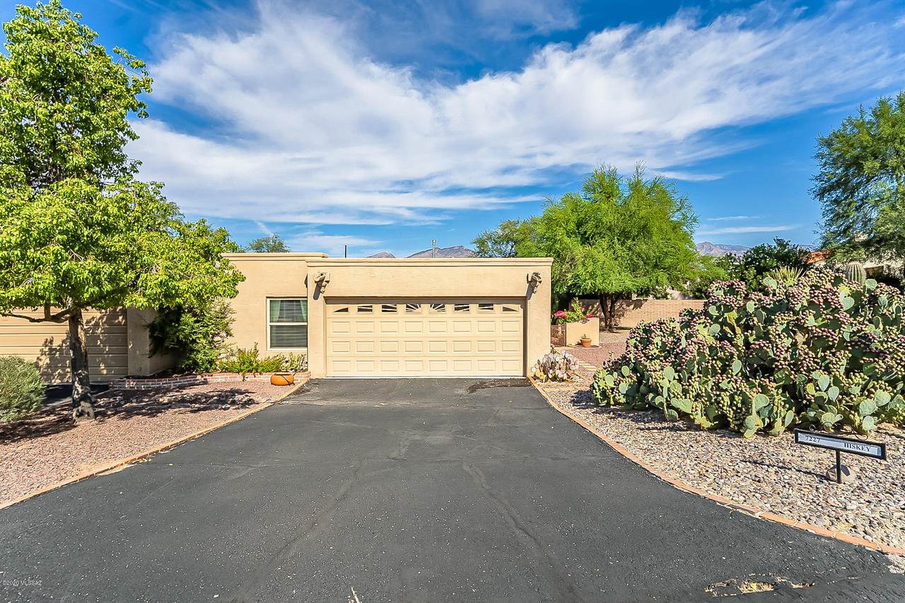 7227 Camino Valle Verde - Photo 1