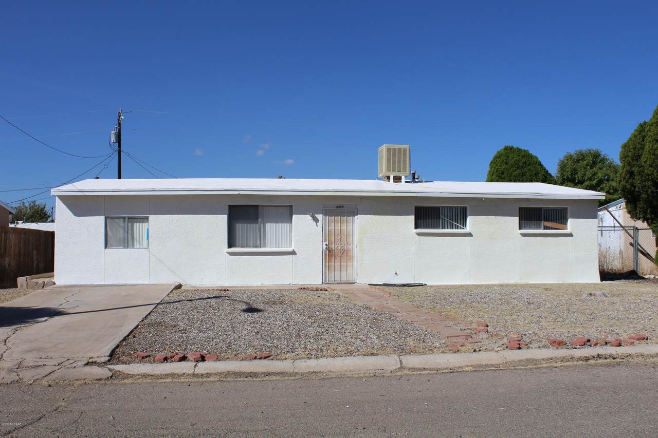 221 Orr Avenue - Photo 1
