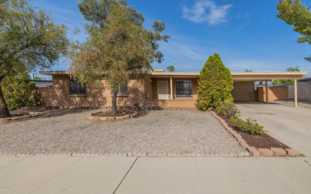 7211 Lakeside Drive - Photo 1