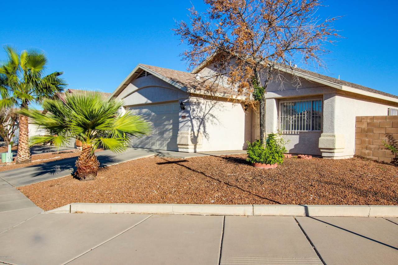 1222 Thunder Ridge Drive - Photo 1