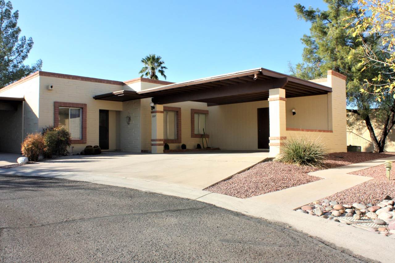 8169 Rivenoak Drive - Photo 1
