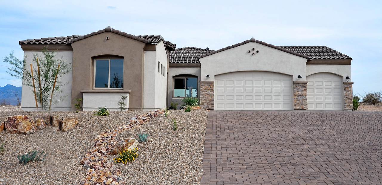 1596 Blazing Saddle Road - Photo 1