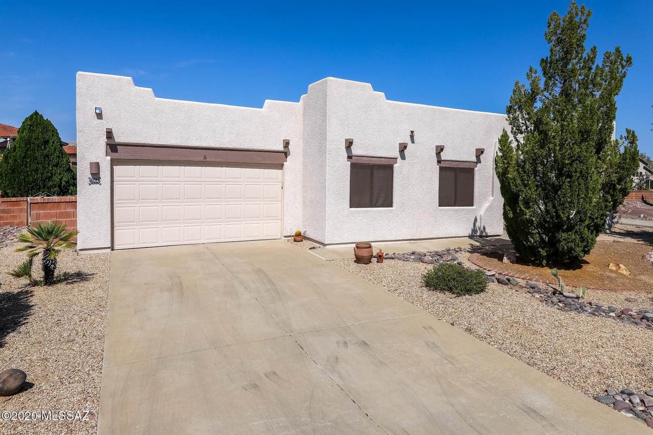 744 Fountain Creek Drive - Photo 1