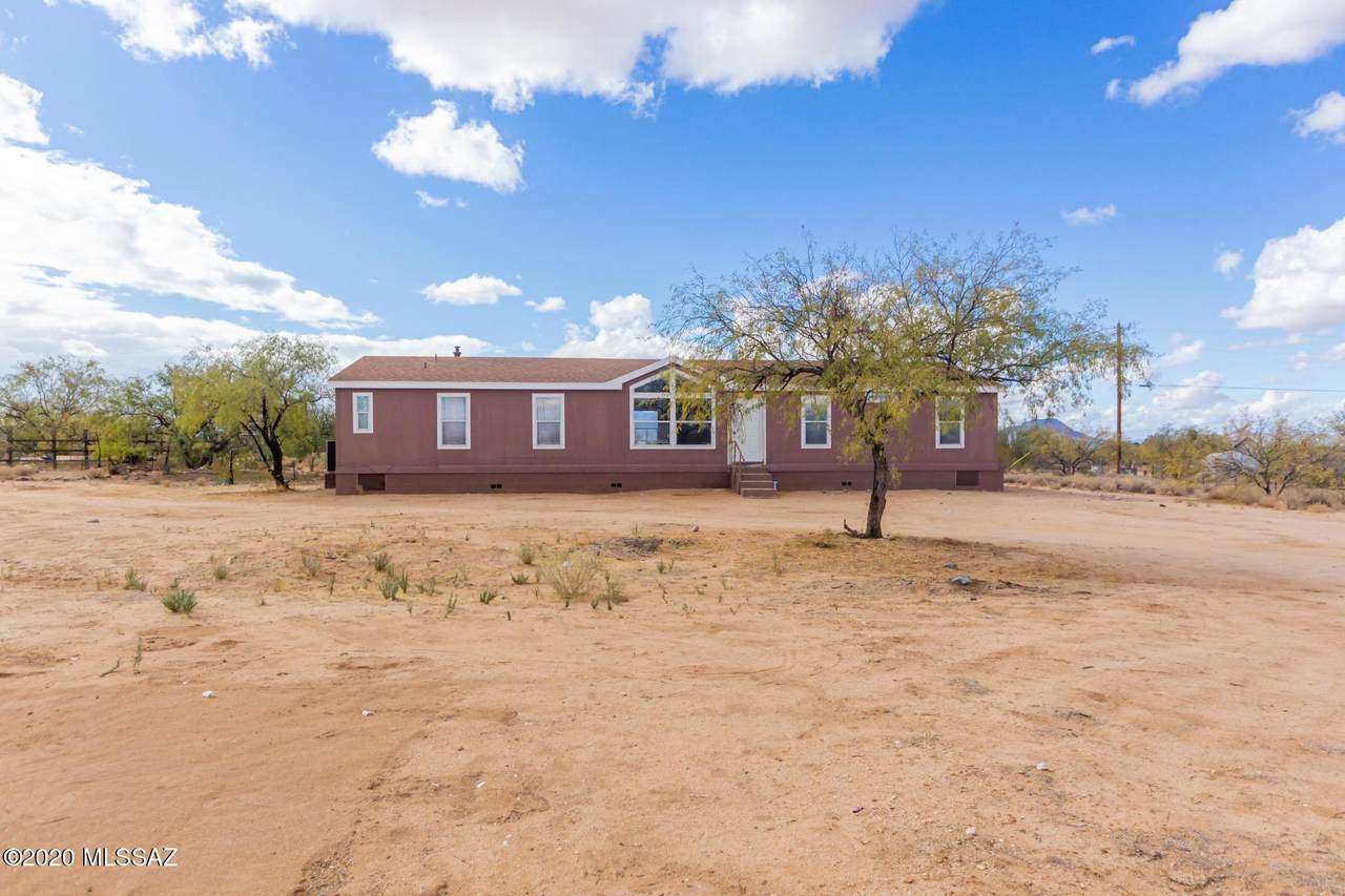 11210 Spur Drive - Photo 1