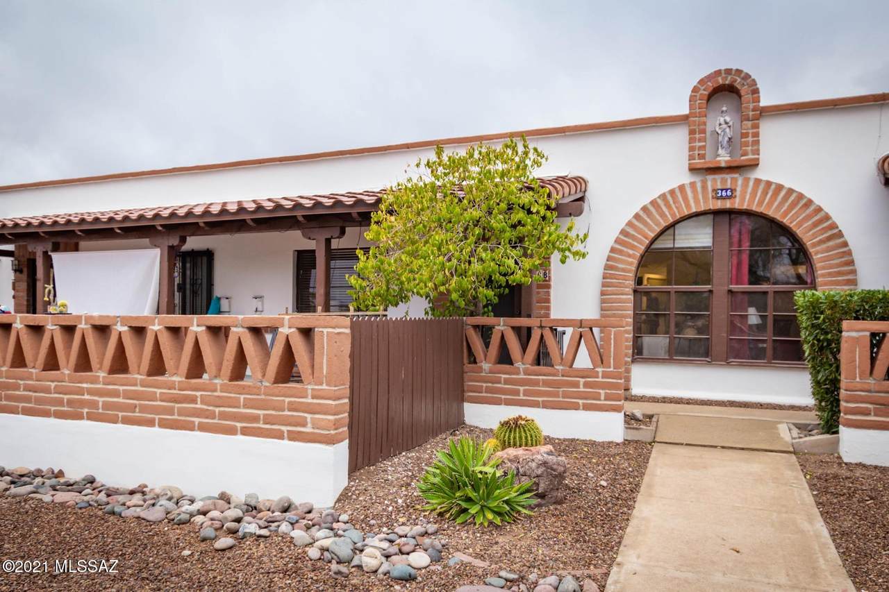 366 La Canada Drive - Photo 1