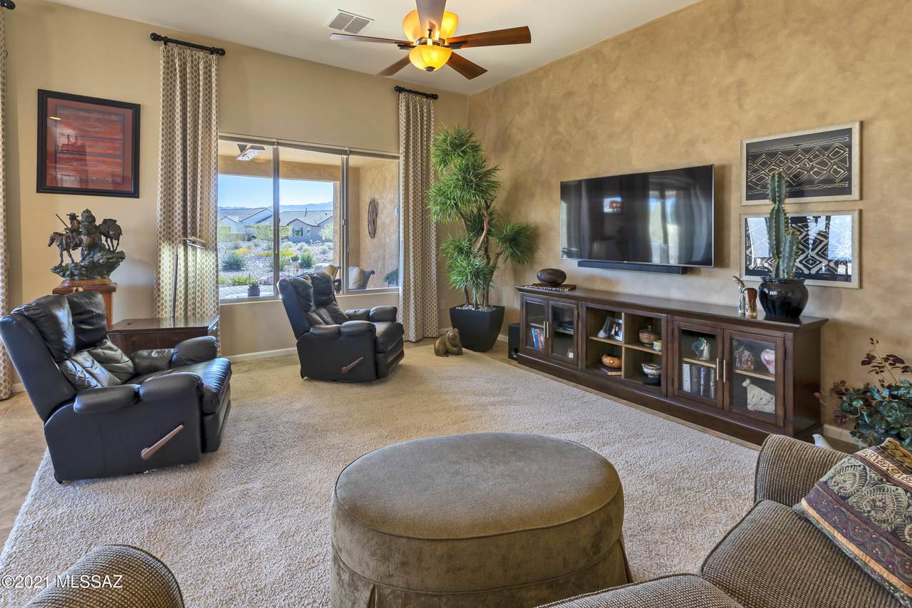 31211 One Horse Lane - Photo 1