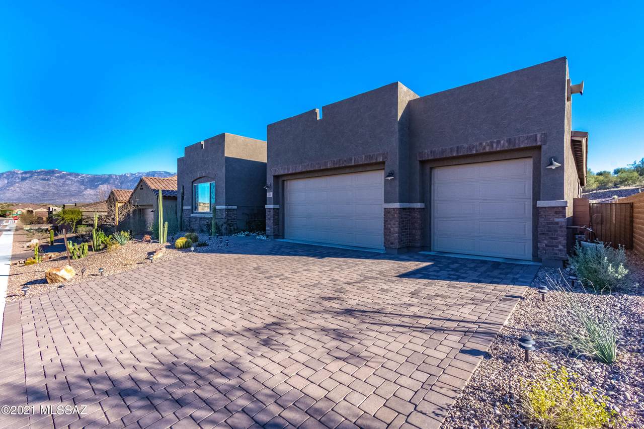 460 Sweet Clover Court - Photo 1
