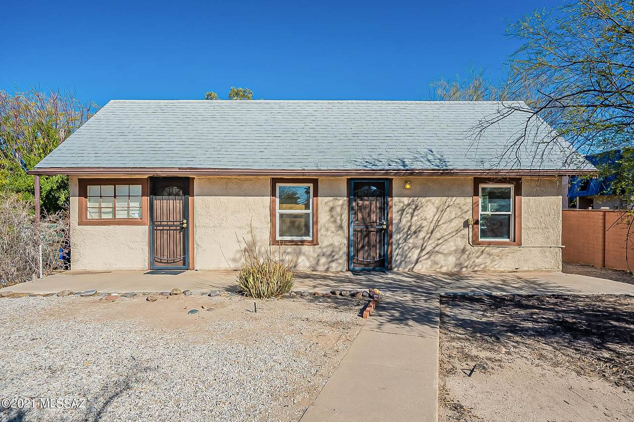 823 Lee Street - Photo 1