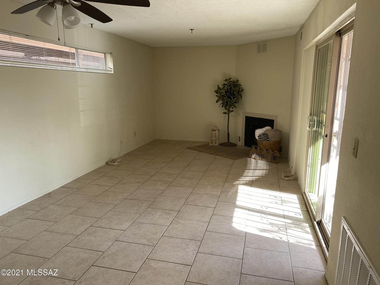 2601 Broadway Boulevard - Photo 1
