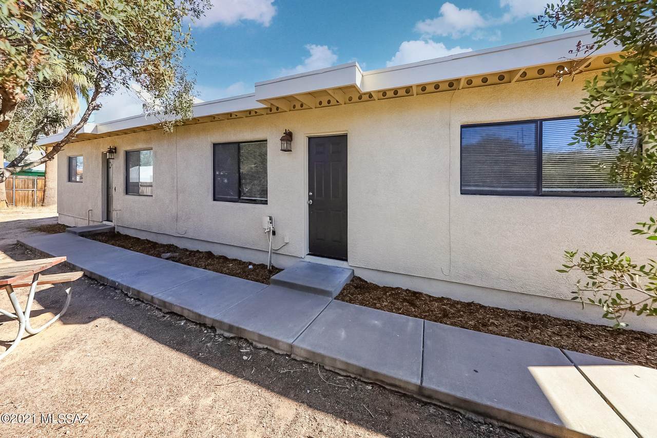 3149 Flower Street - Photo 1