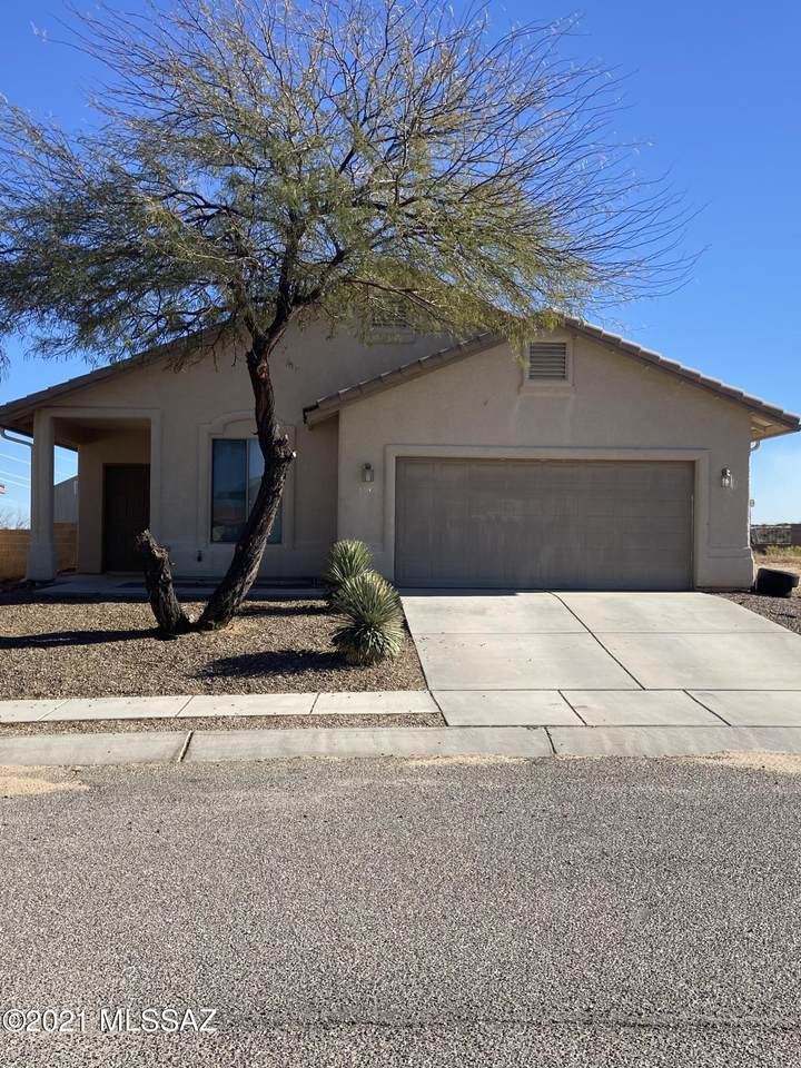 1561 Cottonwood Canyon Drive - Photo 1