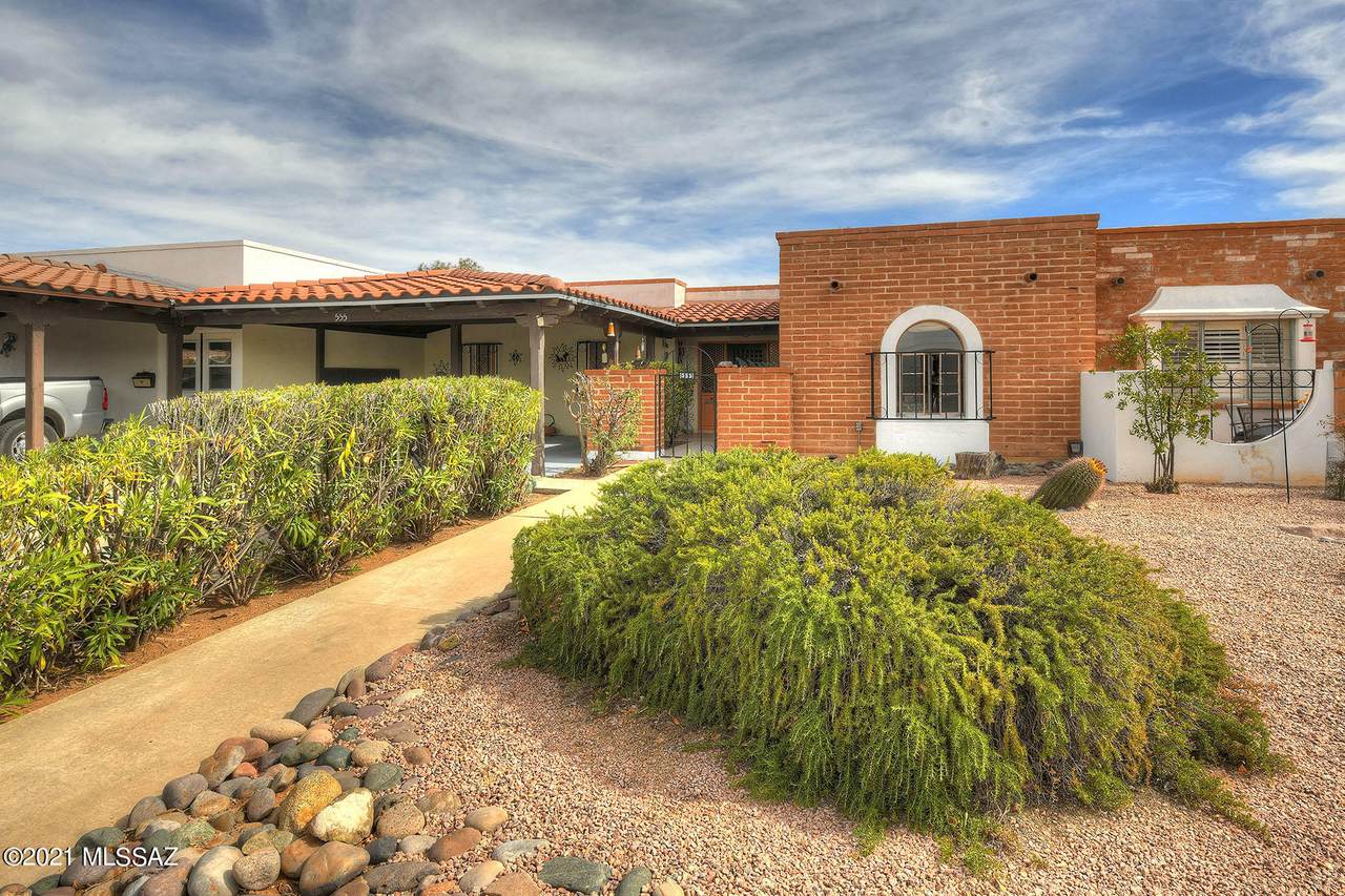555 Paseo La Ruida Circle - Photo 1