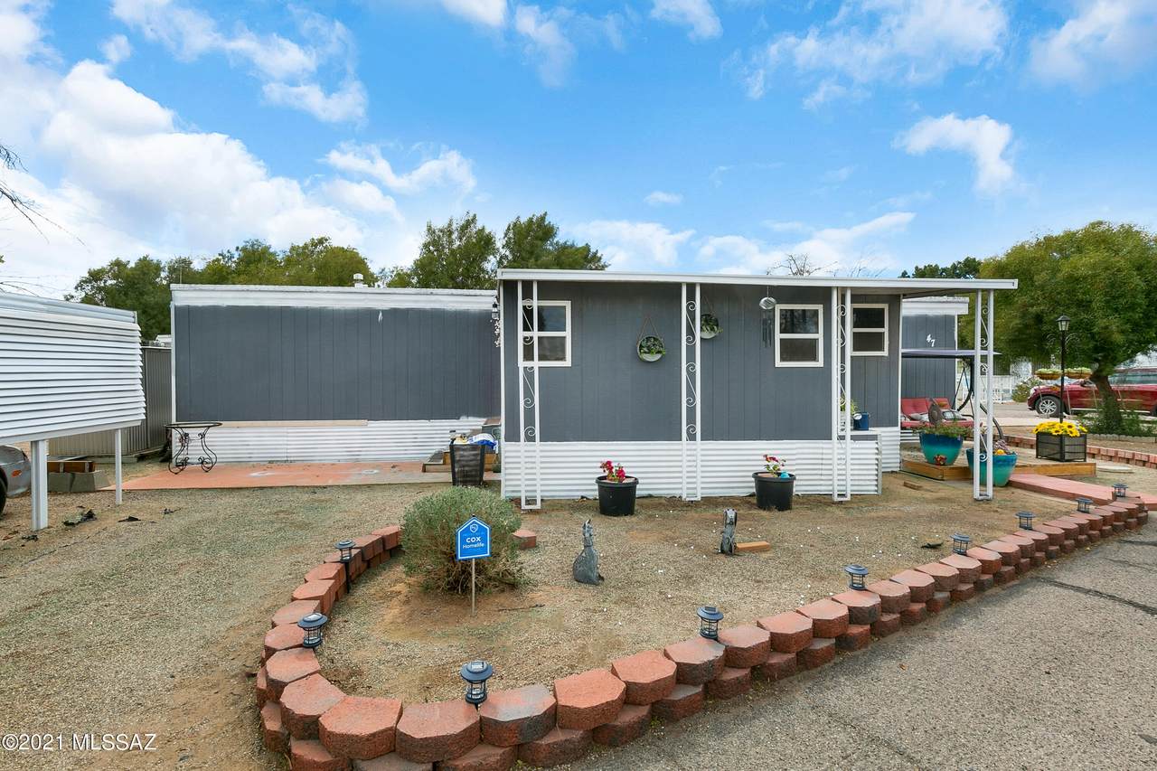 1635 Roger Road - Photo 1