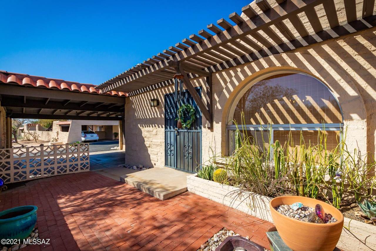 5212 Pueblo Villas Drive - Photo 1
