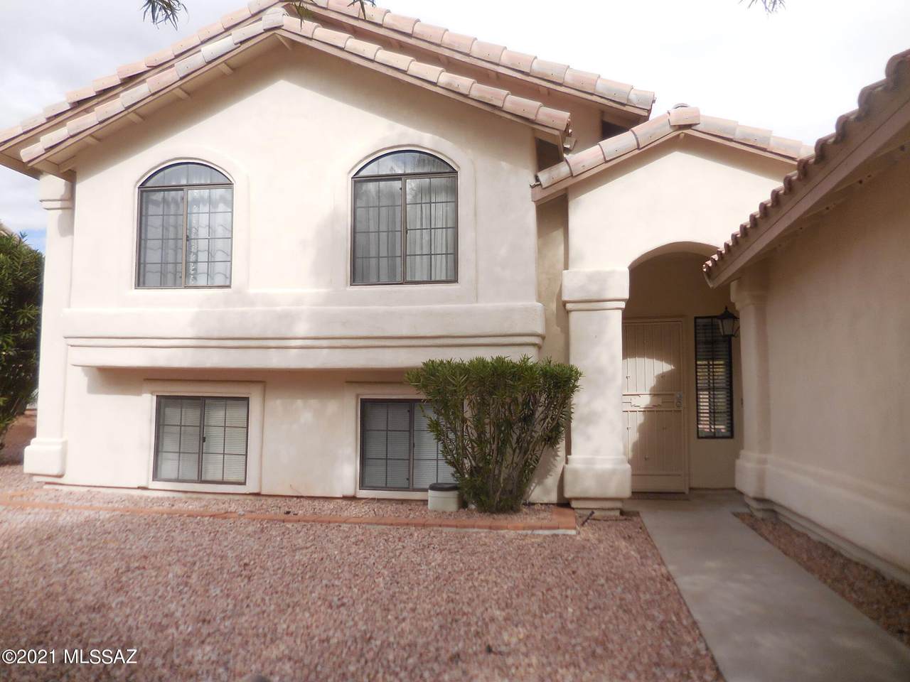 1561 Grimaldi Place - Photo 1